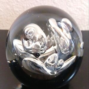 Vintage Dynasty Gallery Heirloom Collection Black Celestial Maze 4" Paperweight